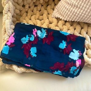 Land’s end chase  infinity scarf